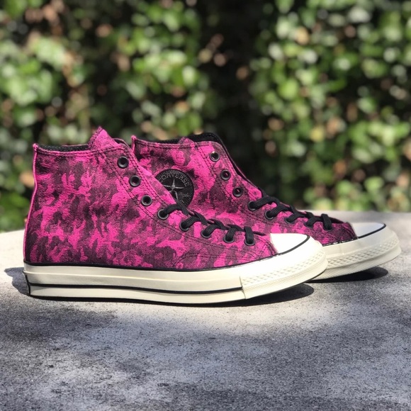 Converse Chuck 70 Hi Fuchsia Camo Denim Sneakers - Picture 4 of 9